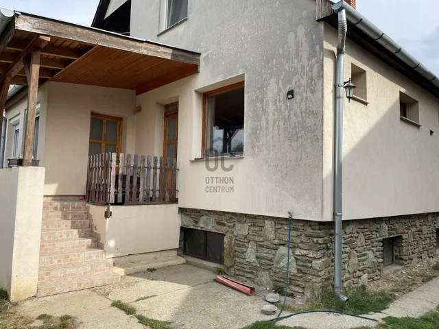 Eladó ház Tompaládony 142 nm
