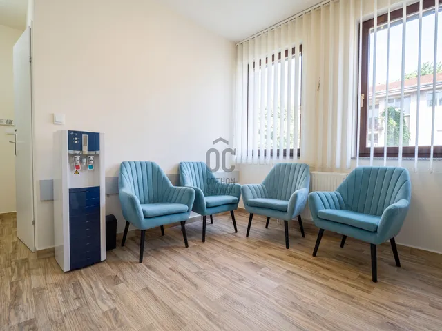Eladó kereskedelmi és ipari ingatlan Sopron, Belváros 46 nm