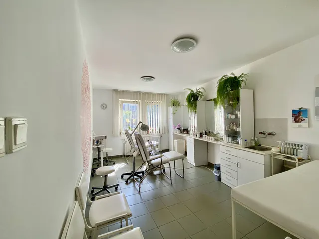 Eladó kereskedelmi és ipari ingatlan Gyula 59 nm