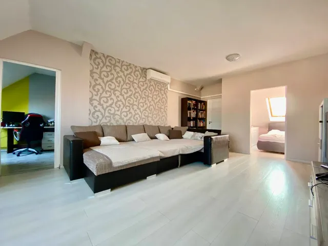 Eladó lakás Békéscsaba 85 nm