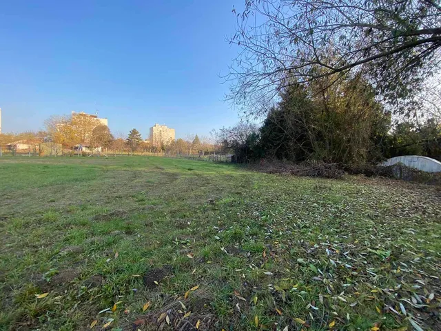 Eladó telek Gyula 2062 nm