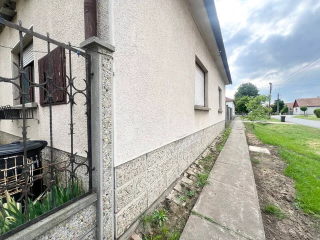 Eladó ház Elek 110 nm