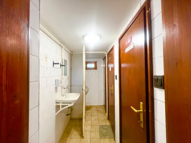 Eladó kereskedelmi és ipari ingatlan Békés 100 nm