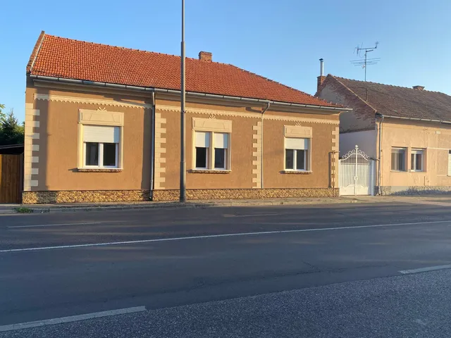 Eladó ház Békéscsaba 160 nm