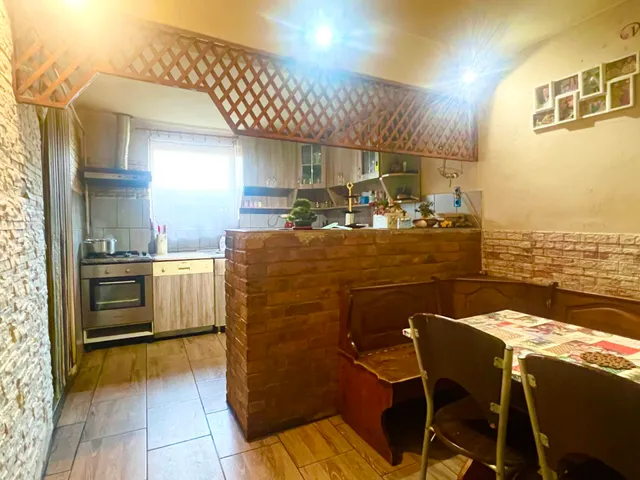 Eladó ház Nagyér 180 nm