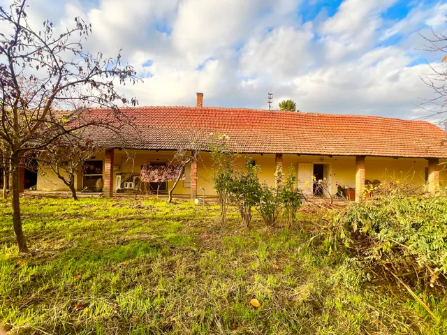 Eladó ház Békés 90 nm