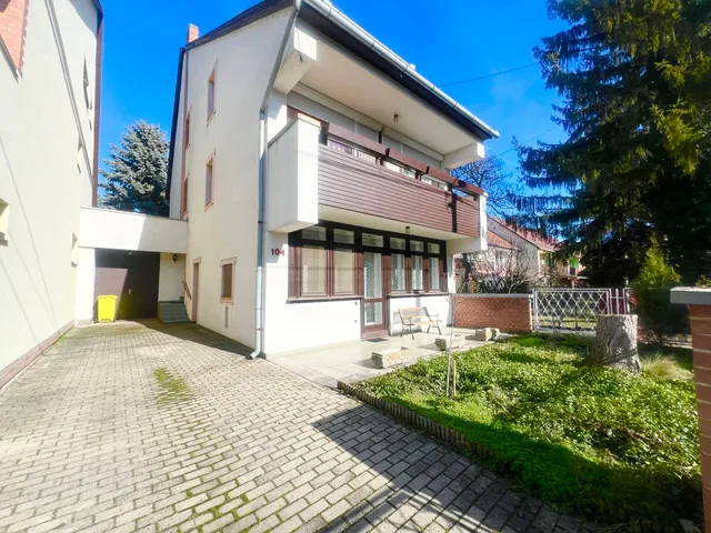 Eladó ház Békéscsaba 285 nm