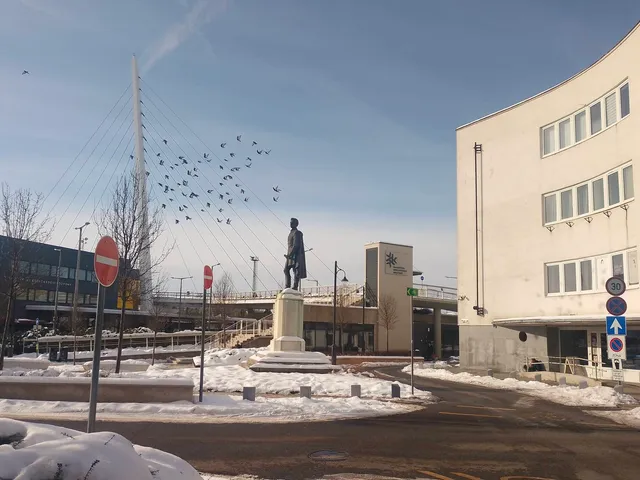 Eladó kereskedelmi és ipari ingatlan Kaposvár 21 nm