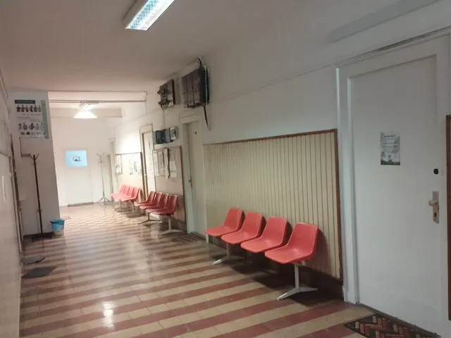 Eladó kereskedelmi és ipari ingatlan Kaposvár 21 nm