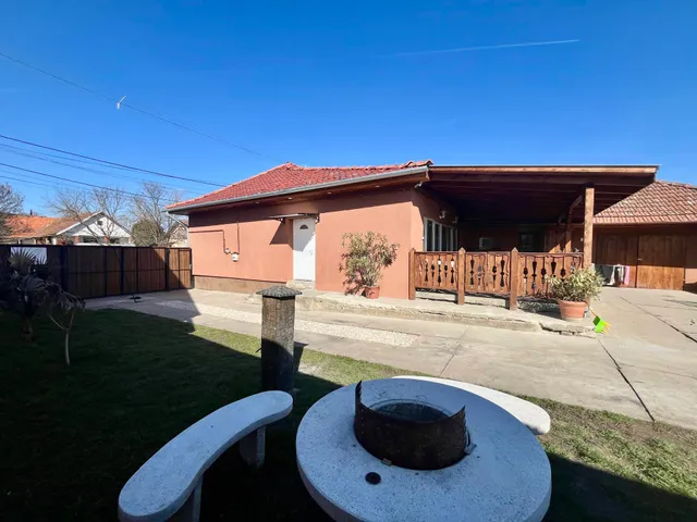 Eladó ház Békéscsaba 105 nm