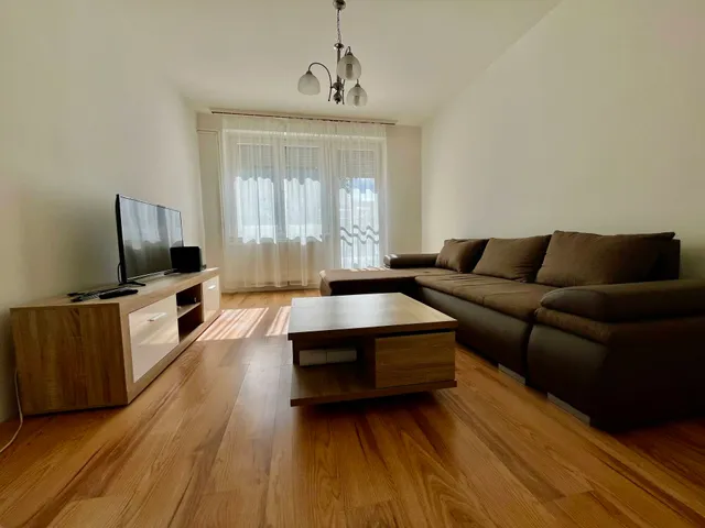 Eladó lakás Békéscsaba 56 nm