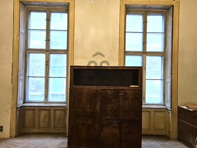 Eladó lakás Budapest VI. kerület 50 nm