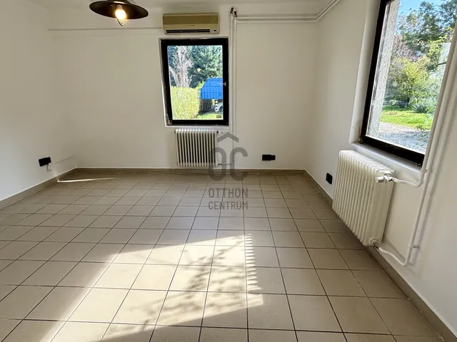 Kiadó kereskedelmi és ipari ingatlan Budapest XVI. kerület, Rákosszentmihály 52 nm