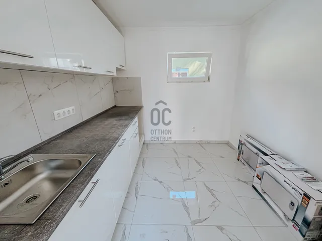 Eladó ház Pomáz 30 nm