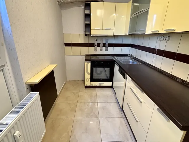 Eladó lakás Kaposvár, Béke-Füredi lakótelep 72 nm