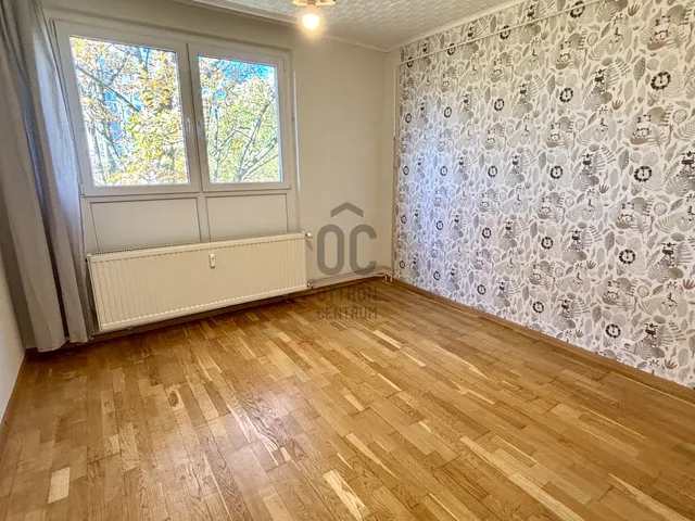 Eladó lakás Kaposvár, Béke-Füredi lakótelep 72 nm