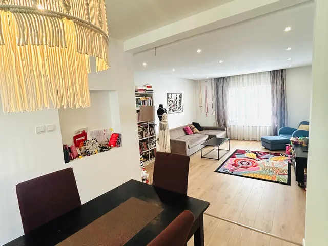 Eladó ház Budakalász, Szent István-telep 180 nm