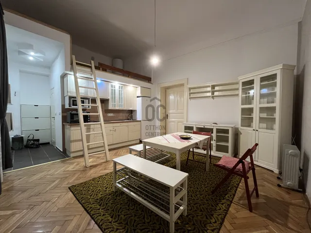 Eladó lakás Budapest VI. kerület 43 nm