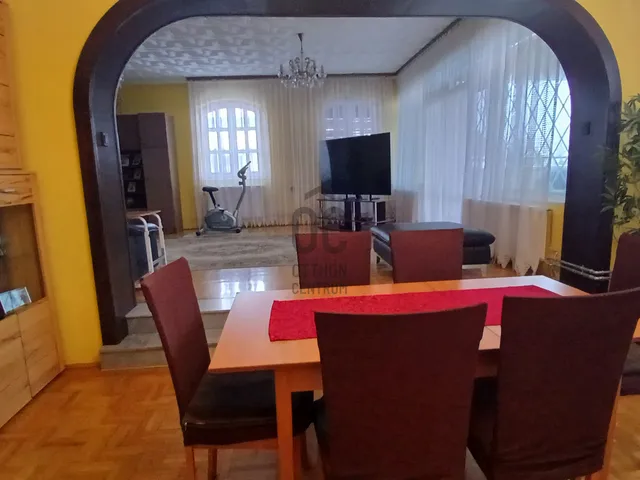 Eladó ház Budaörs 450 nm