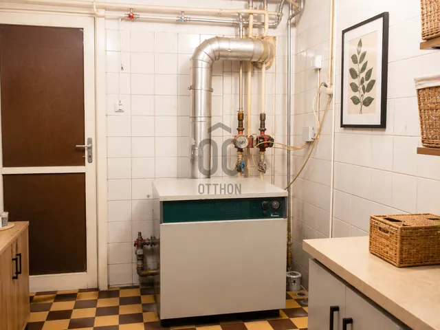 Eladó ház Budaörs 450 nm