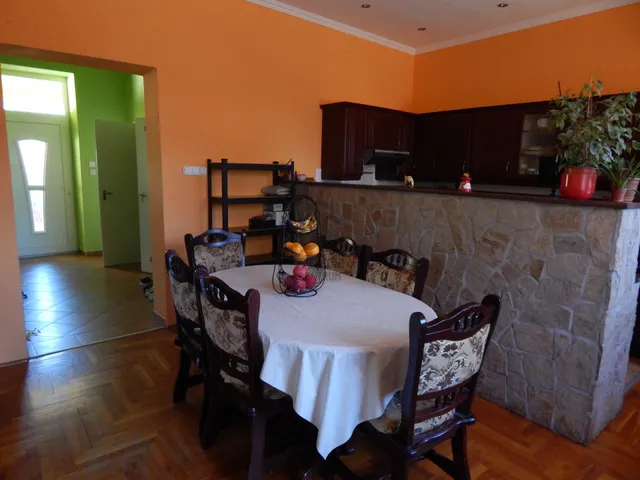 Eladó ház Budapest XV. kerület, Pestújhely 135 nm