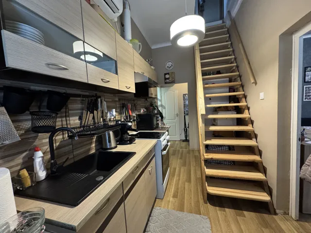 Eladó ház Budapest XV. kerület, Pestújhely 509 nm