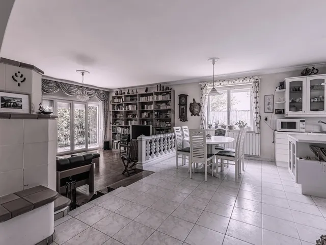 Eladó ház Budakalász 260 nm