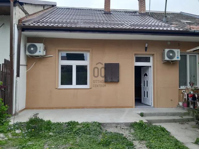 Eladó ház Budapest XV. kerület, Rákospalota 32 nm