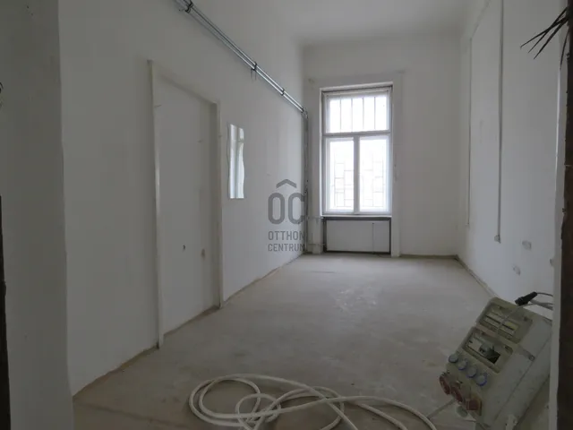 Eladó kereskedelmi és ipari ingatlan Budapest X. kerület, Óhegy 1777 nm