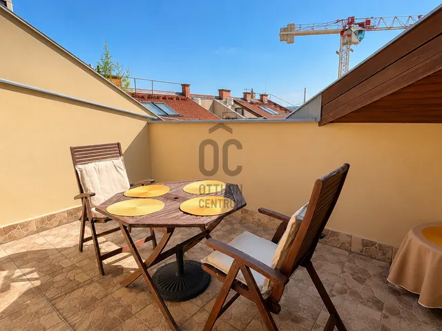 Eladó lakás Budapest VI. kerület 102 nm