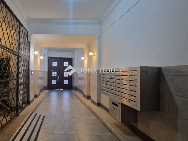 Eladó lakás Budapest XI. kerület, Móricz Zsigmond körtér 53 nm