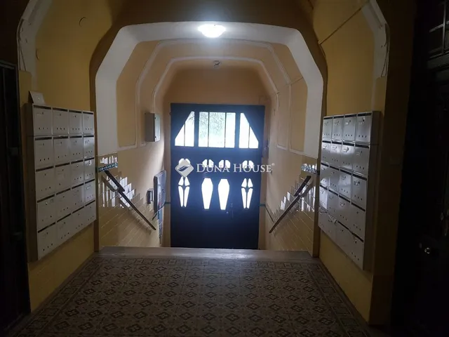 Eladó lakás Budapest IX. kerület, Üllői út 128 nm