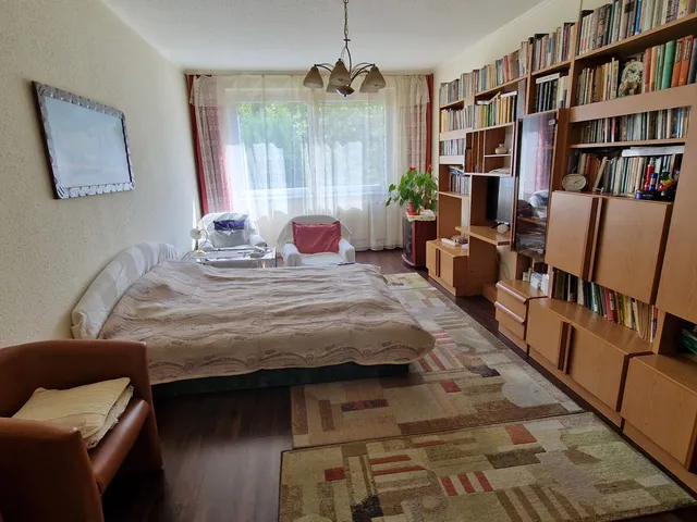 Eladó lakás Budapest III. kerület, Békásmegyer 57 nm