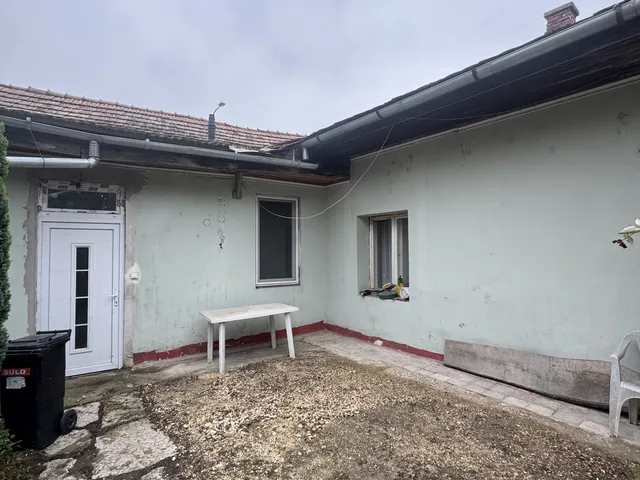 Eladó ház Pomáz 127 nm