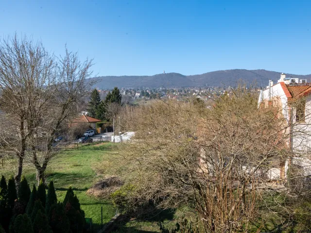 Eladó lakás Budapest III. kerület, Békásmegyer-Ófalu 94 nm