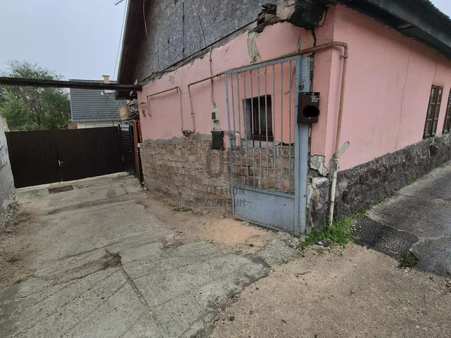 Eladó ház Pomáz 75 nm