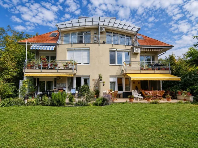Eladó lakás Budapest III. kerület, Csillaghegy, Bivalyos utca 103 nm