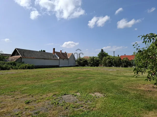 Eladó telek Nemeskolta 1925 nm