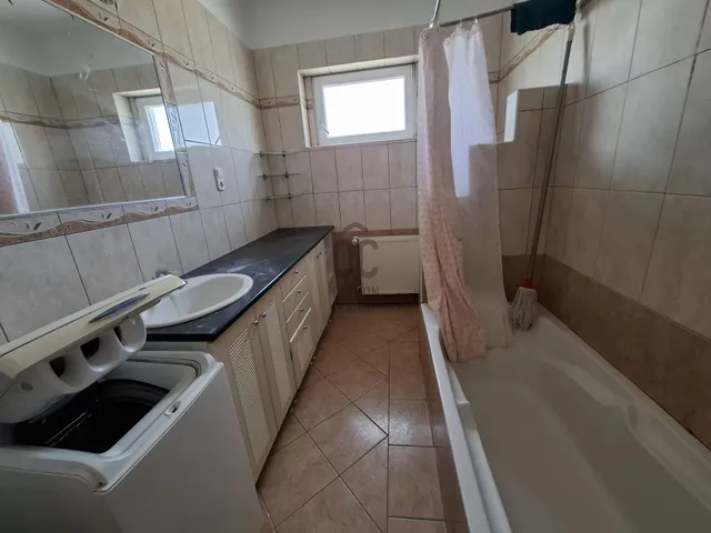 Eladó ház Sárvár 170 nm