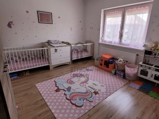 Eladó ház Szombathely, Ifjúsági lakótelep, Felsőbüki Nagy Pál utca 105 nm