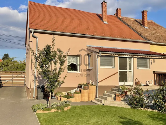 Eladó ház Szombathely, Belváros 118 nm