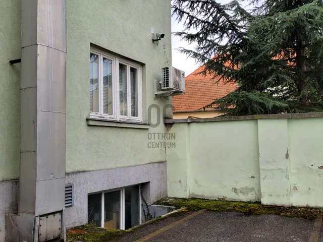 Eladó lakás Szombathely, Belváros 120 nm