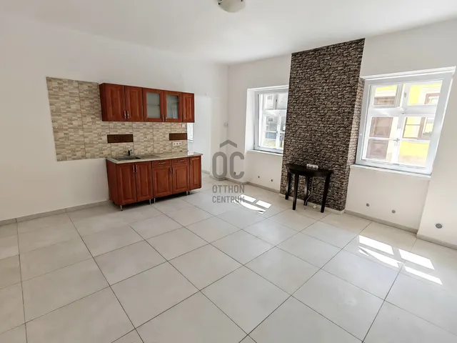 Eladó lakás Kőszeg 38 nm