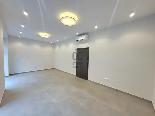 Kiadó kereskedelmi és ipari ingatlan Szombathely, Belváros 41 nm