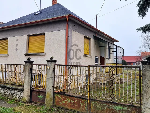 Eladó ház Táplánszentkereszt 120 nm