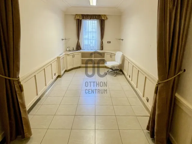 Kiadó kereskedelmi és ipari ingatlan Szombathely, Belváros 22 nm