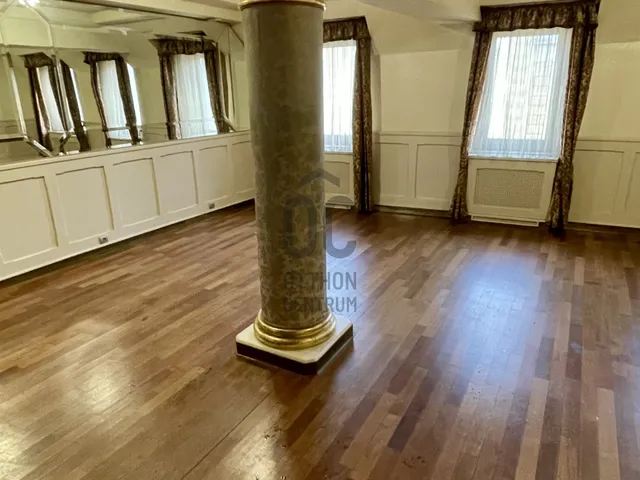 Kiadó kereskedelmi és ipari ingatlan Szombathely, Belváros 130 nm