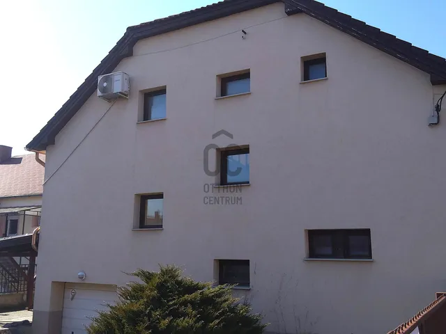 Eladó kereskedelmi és ipari ingatlan Szombathely, Belváros 200 nm