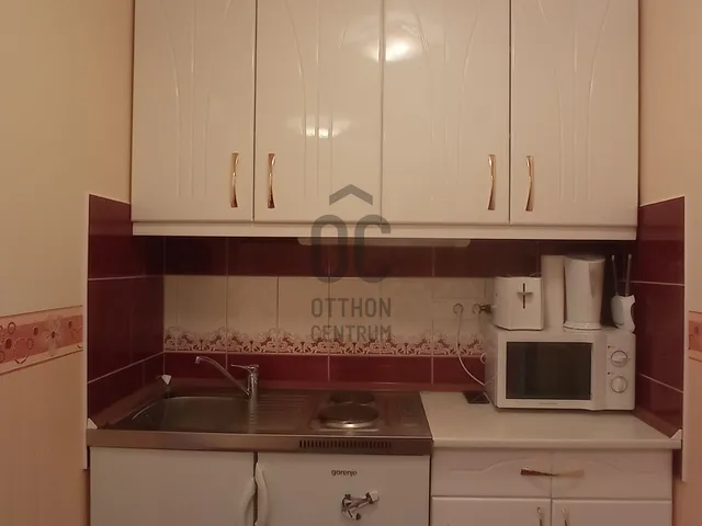 Eladó üdülő és hétvégi ház Balatonlelle 39 nm