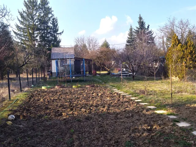 Eladó üdülő és hétvégi ház Szombathely, Tuba utca 20 nm